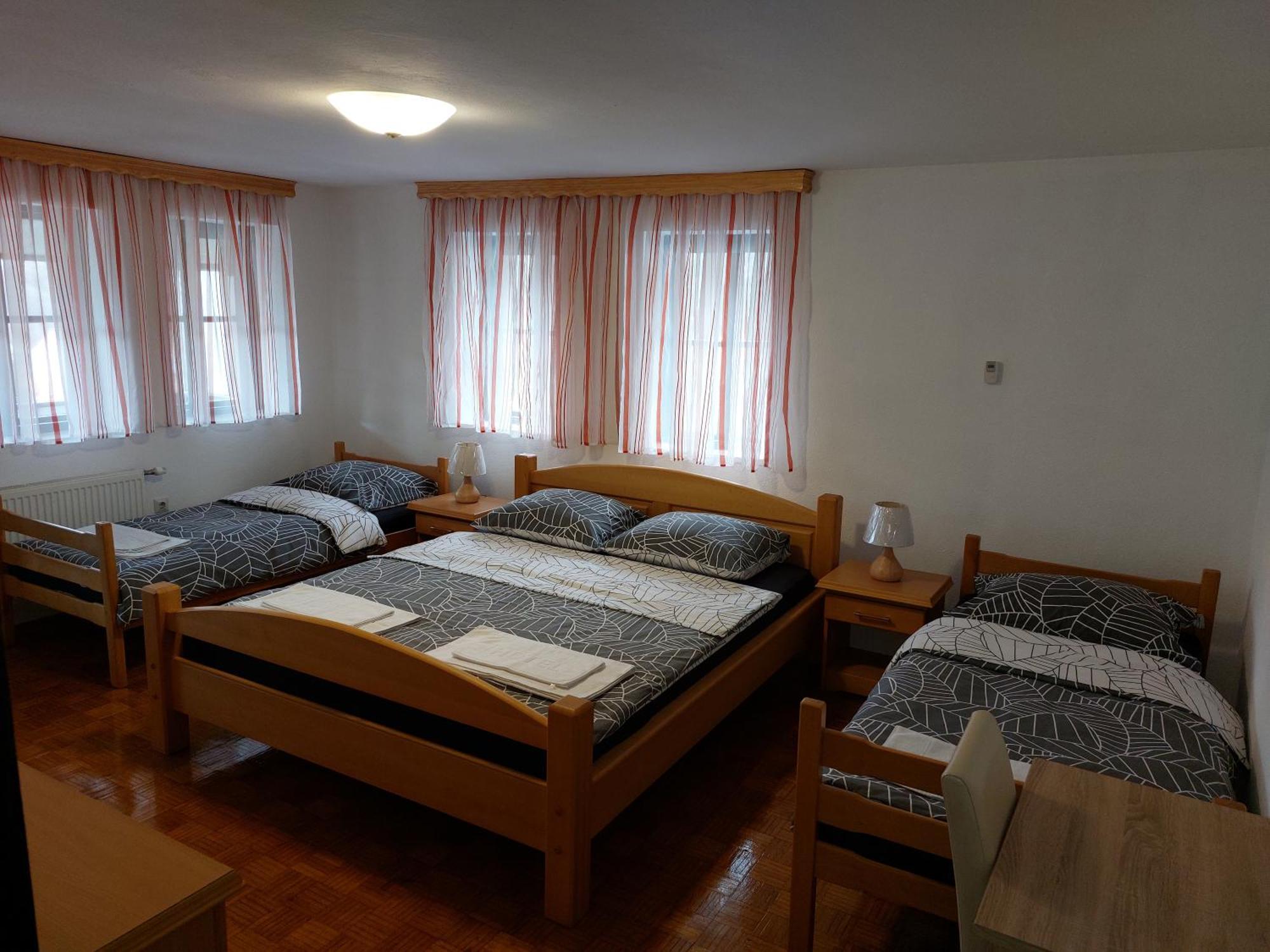 Panorama Travnik Aparthotel Kamer foto